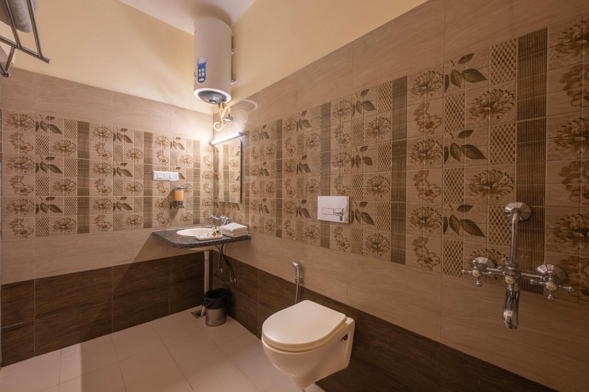 Aparthotel Seven Hills Shimla Exterior foto